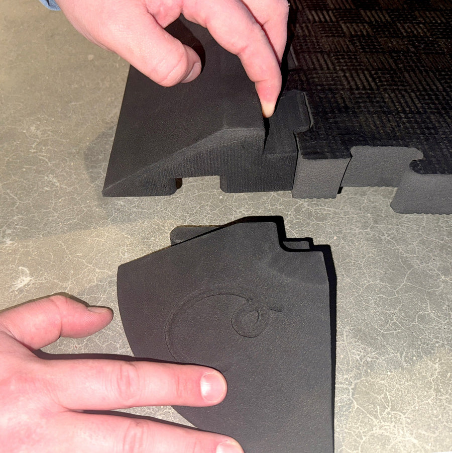 Carl's Golf Room Floor Tiles, Qty 6