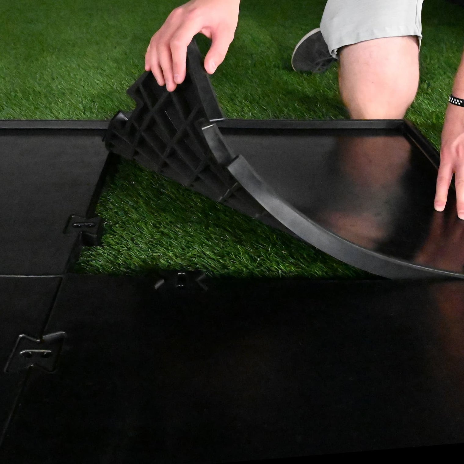 Carl's HotShot Golf Mat No-Slip Base